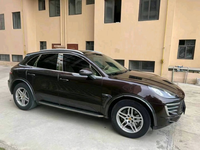 北海16年保時捷Macan2