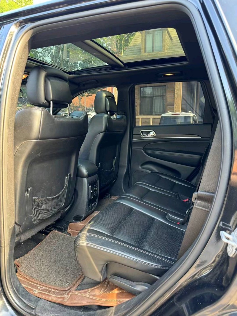 邢台15年Jeep大切诺基8