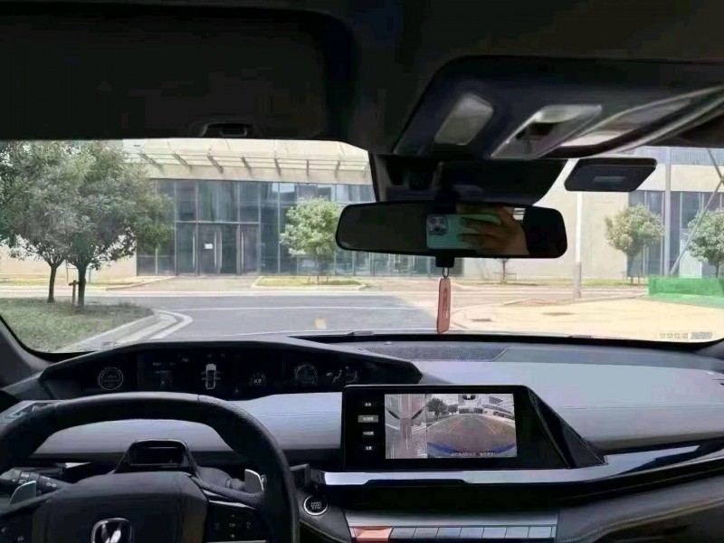 东营22年长安汽车UNI-V9
