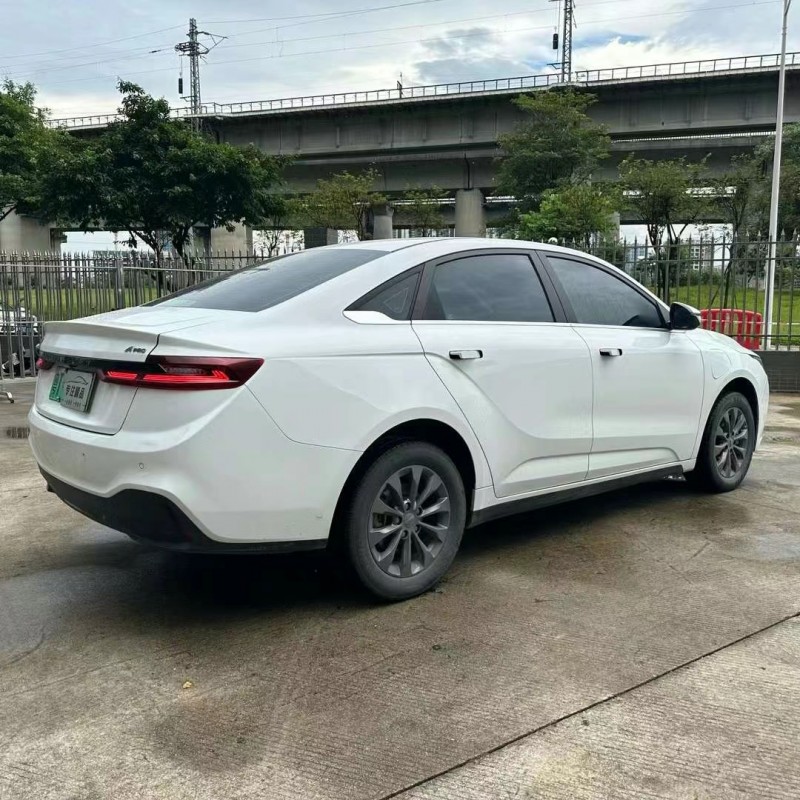 佛山23年吉利几何7