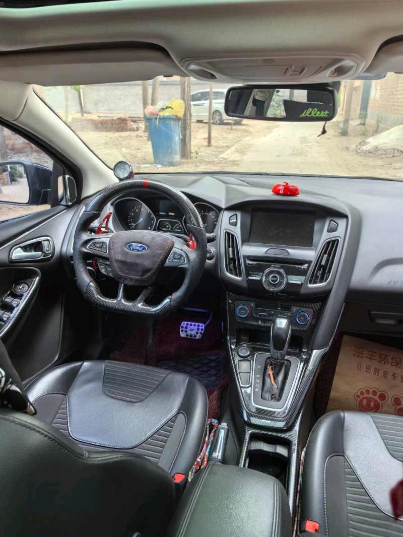菏泽17年福特福克斯5