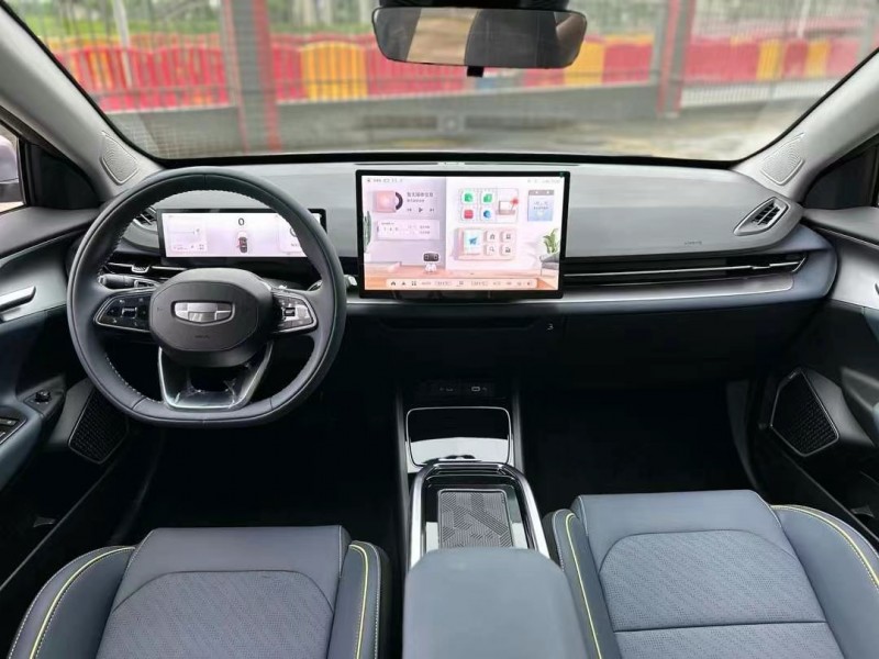 佛山24年吉利几何4