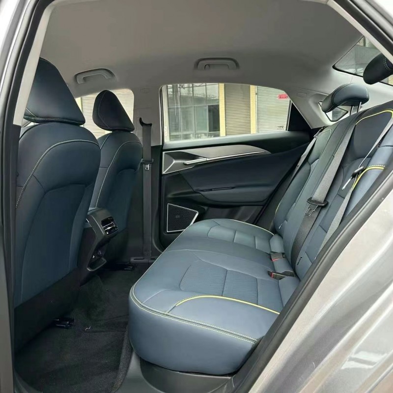 佛山24年吉利几何7