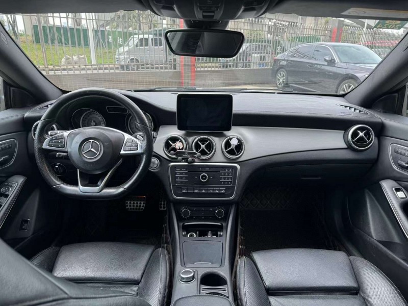 佛山16年奔驰CLA7