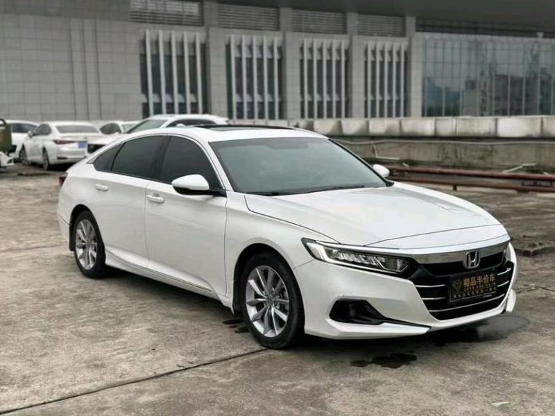 东莞22年本田雅阁3