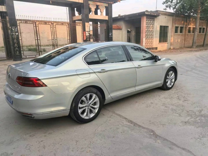 保定17年大众迈腾5