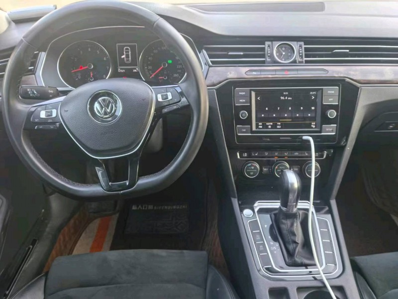 保定17年大众迈腾6