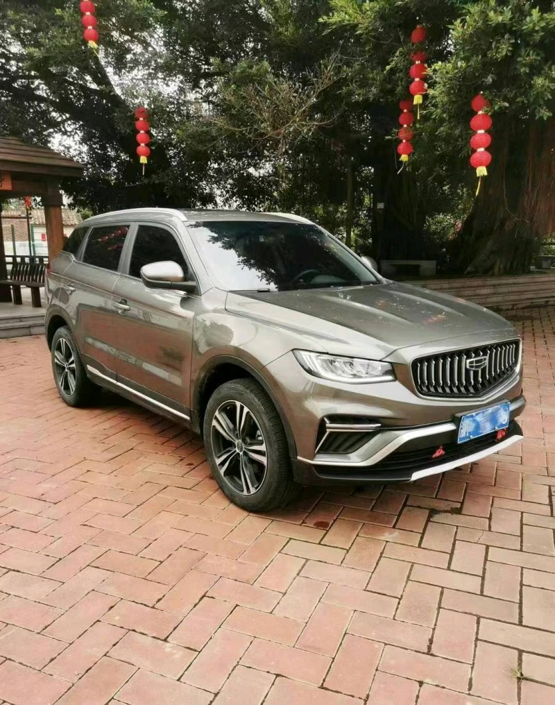 汕头23年吉利博越3