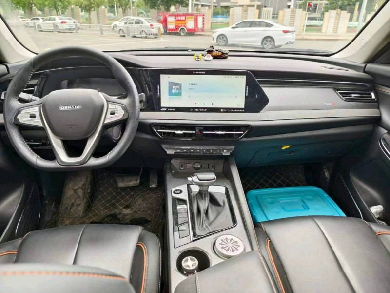 成都22年长安汽车欧尚4