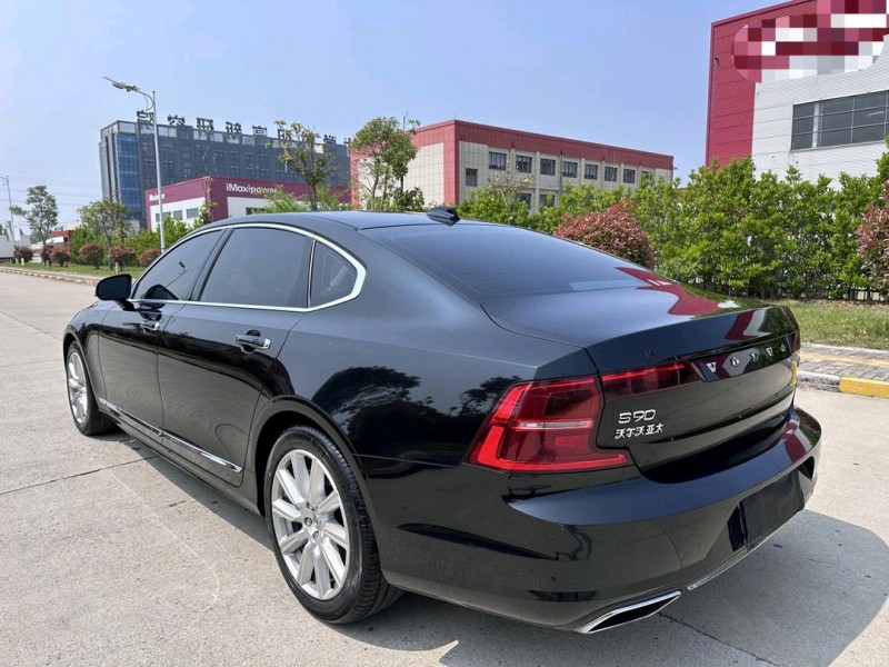 盐城20年沃尔沃S909