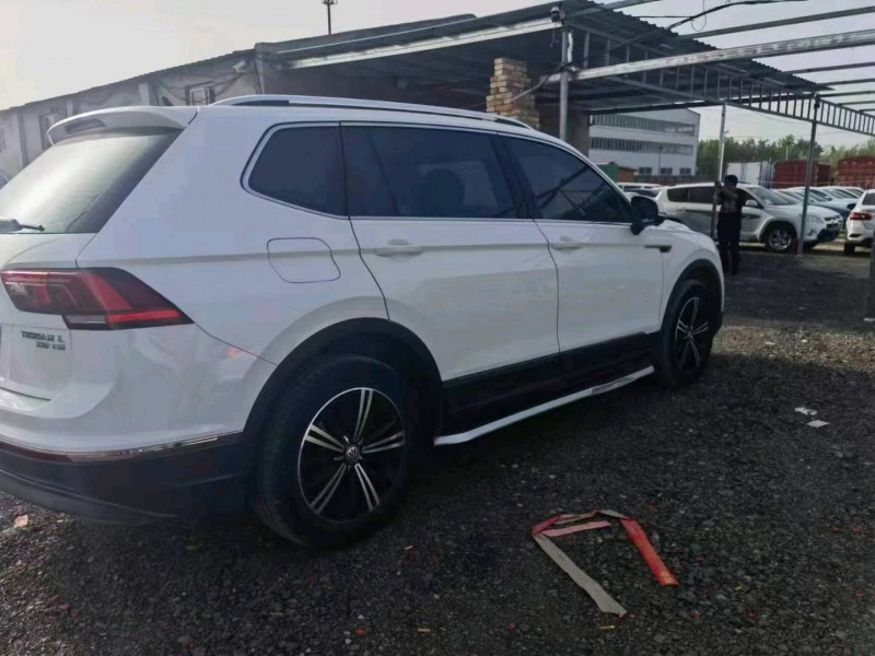 保定19年大众途观L7