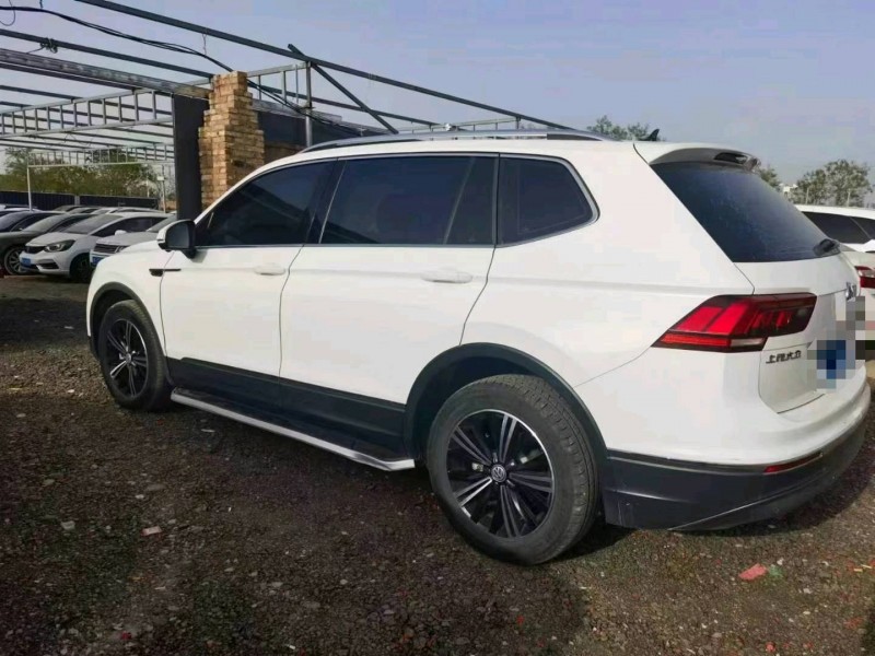 保定19年大众途观L8