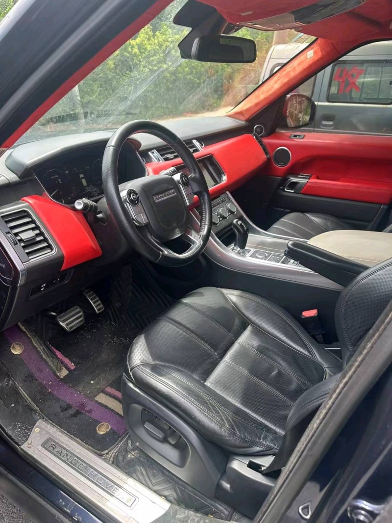 青岛14年路虎揽胜运动4