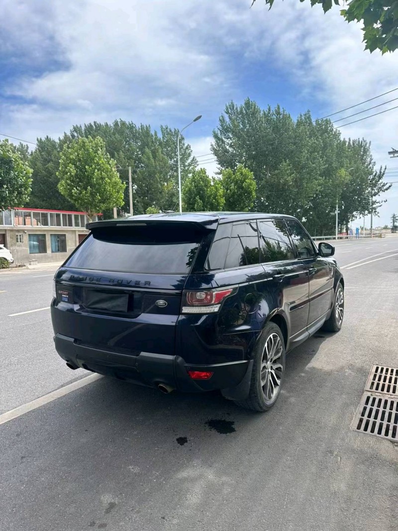 青岛14年路虎揽胜运动7