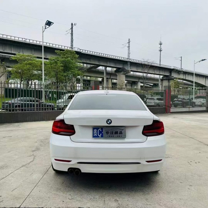 佛山19年宝马2系9