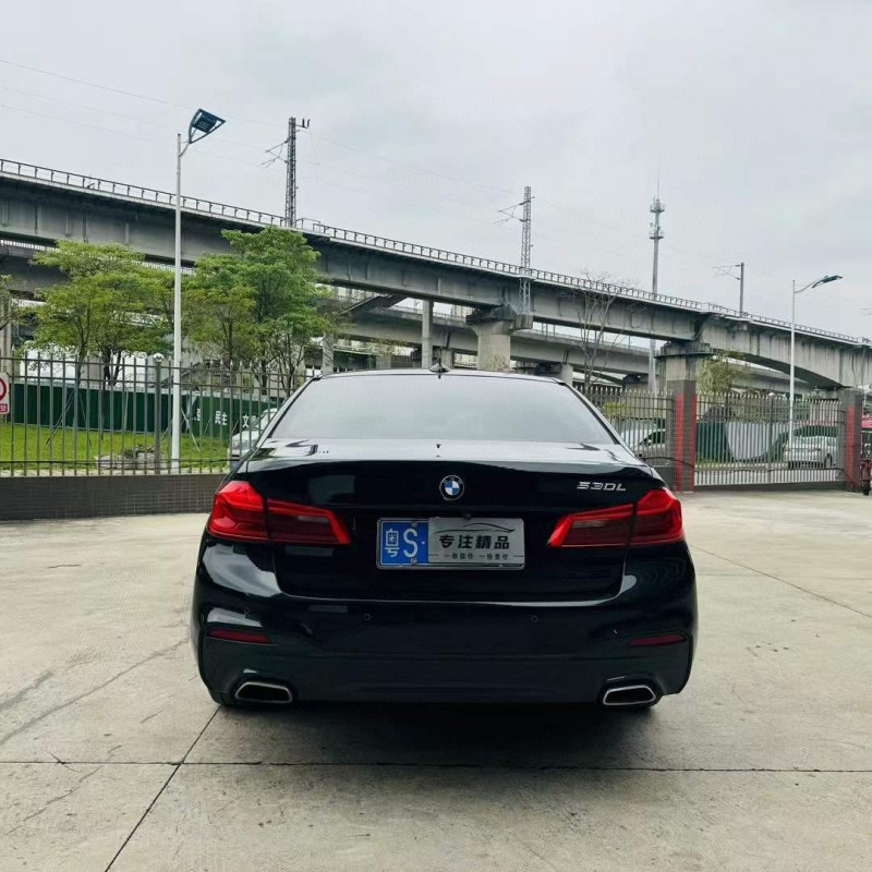 佛山19年宝马5系9