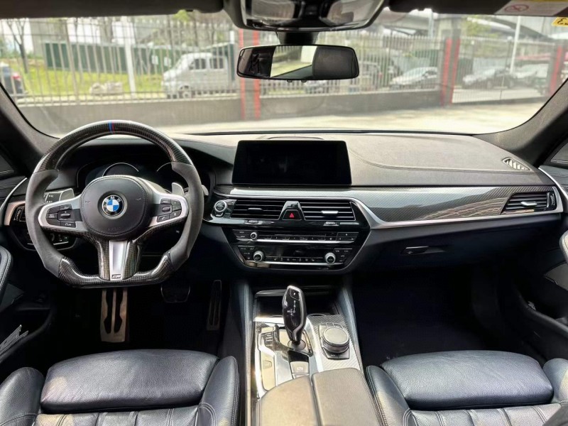 佛山17年宝马5系4