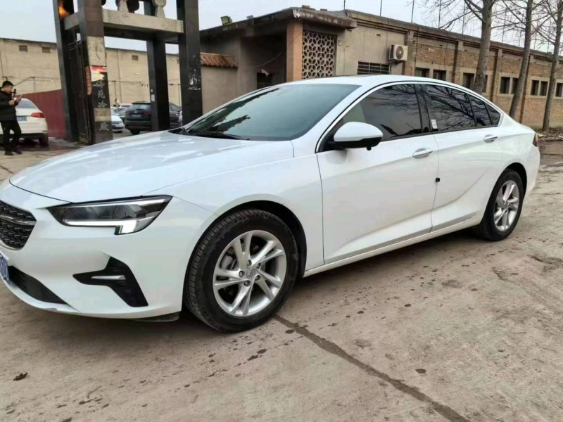 保定21年别克君威2