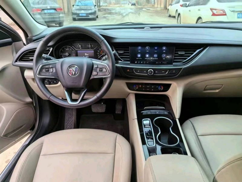 保定21年别克君威6