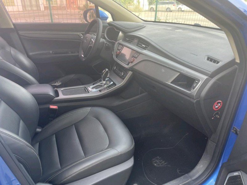 徐州17年吉利帝豪GS5