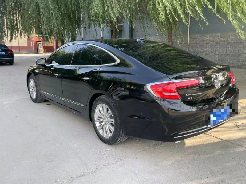 保定17年别克君越5