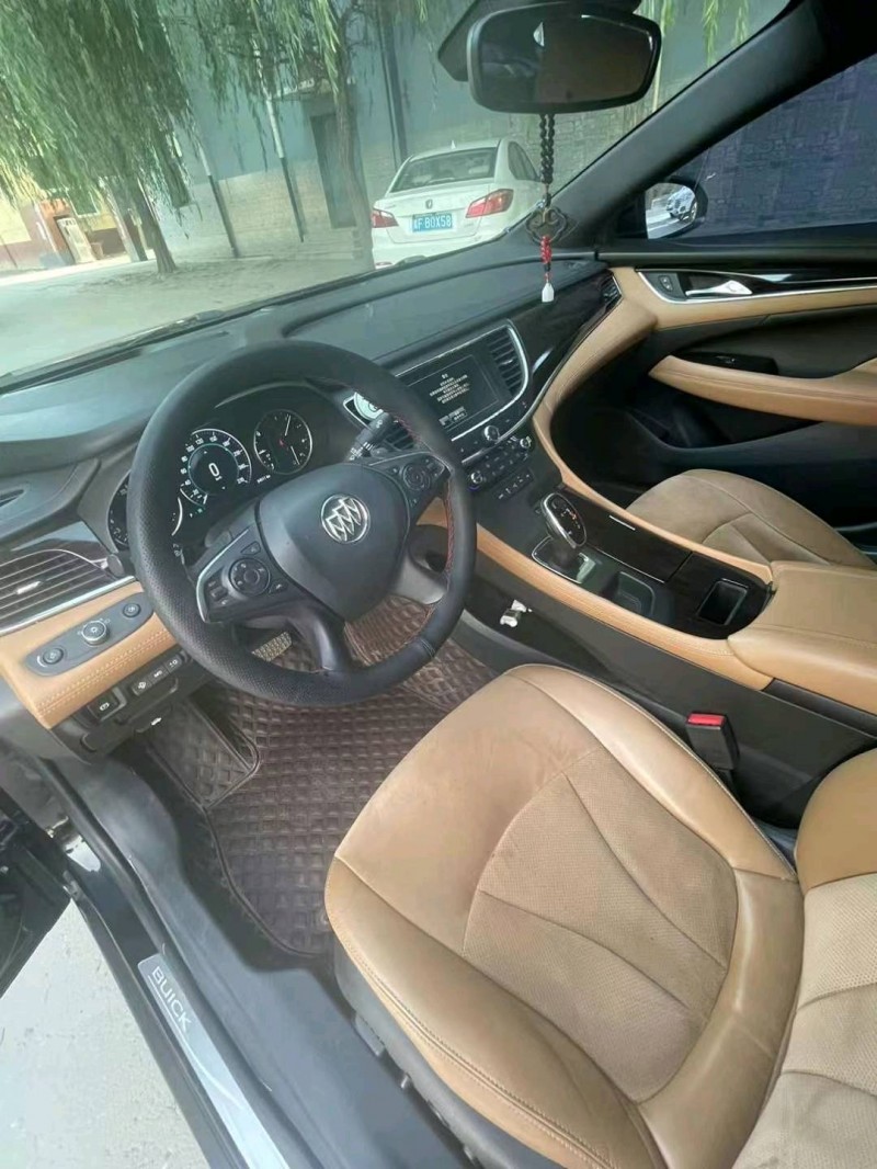 保定17年别克君越7