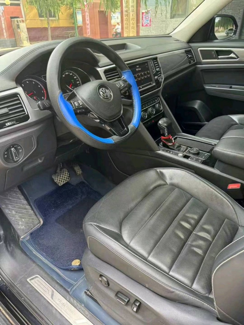 保定18年大众途昂5