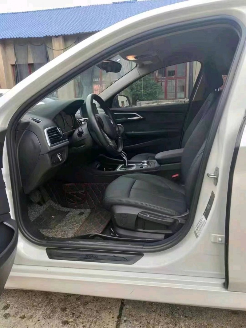 佛山21年宝马1系4