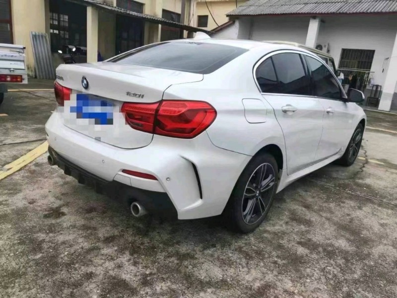 佛山21年宝马1系8