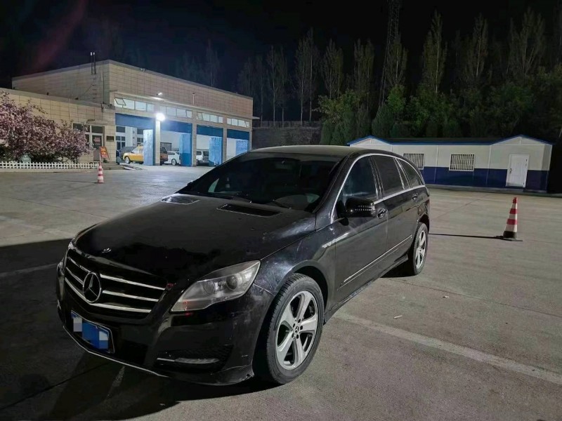东营12年奔驰R2