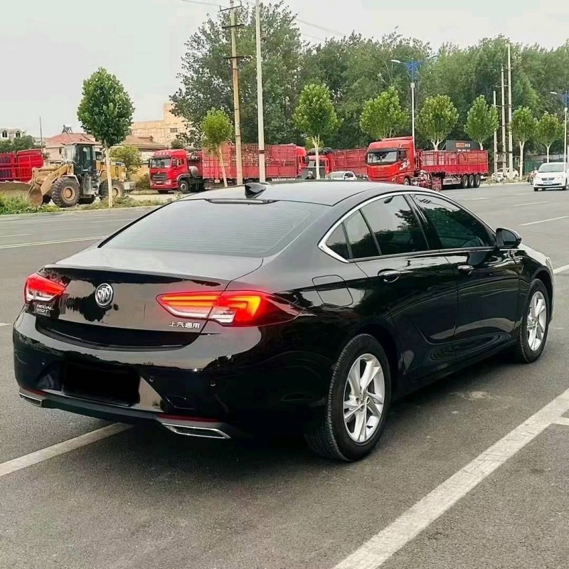 青岛23年别克君威9