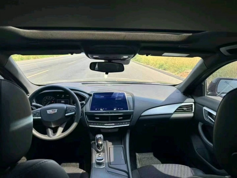 邯郸22年凯迪拉克CT53