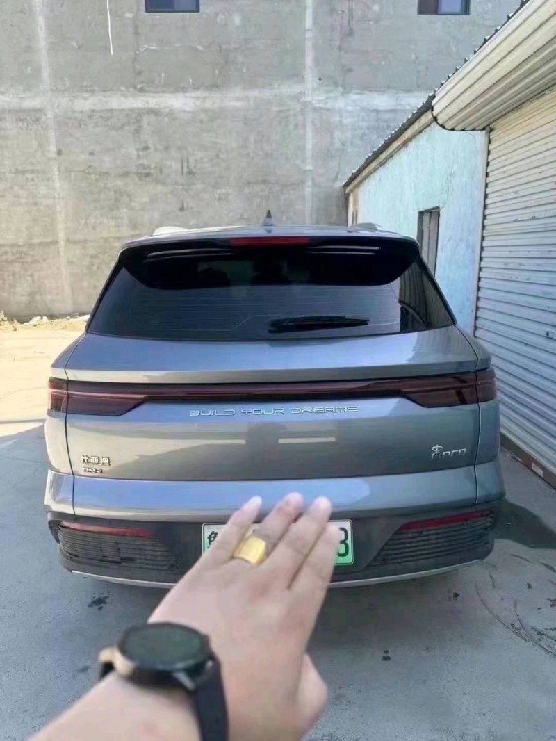 东营23年比亚迪宋2