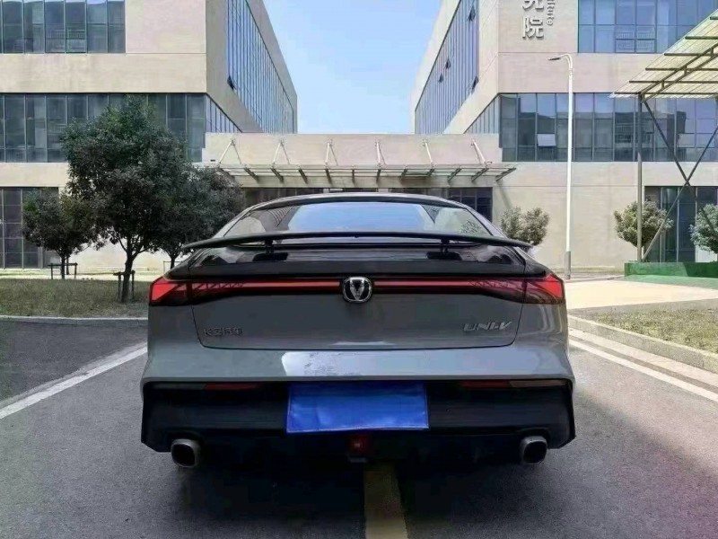 烟台22年长安汽车UNI-V6