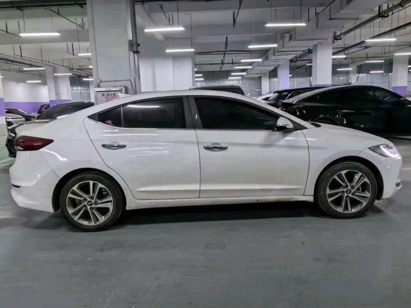 佛山17年现代领动6