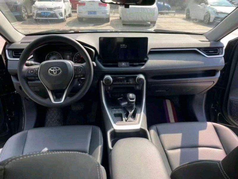 苏州23年丰田RAV4荣放6