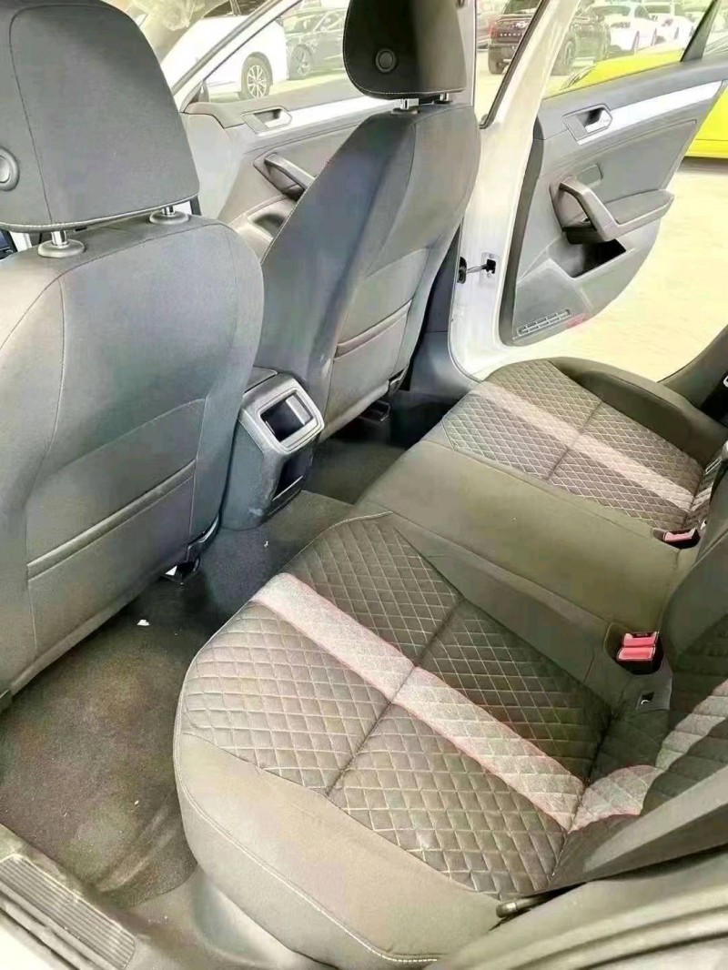 潍坊22年大众凌渡9