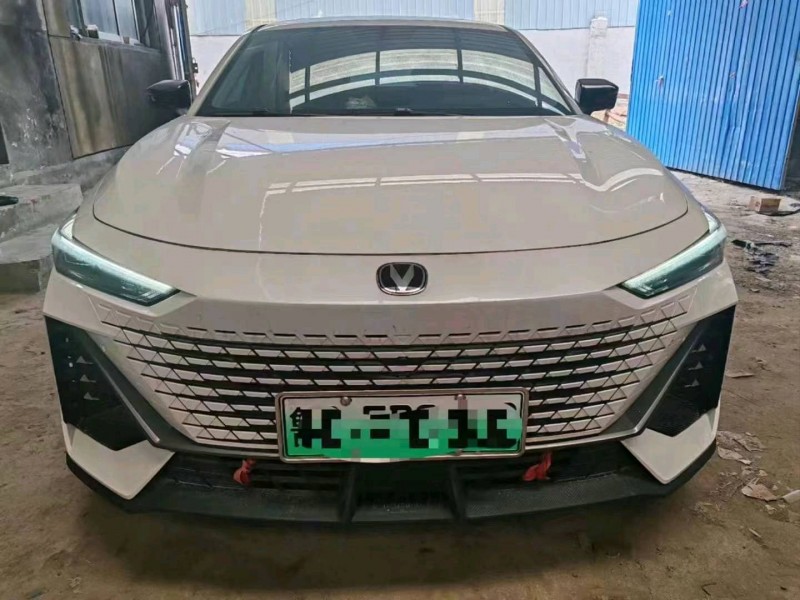 东营23年长安汽车UNI-V1