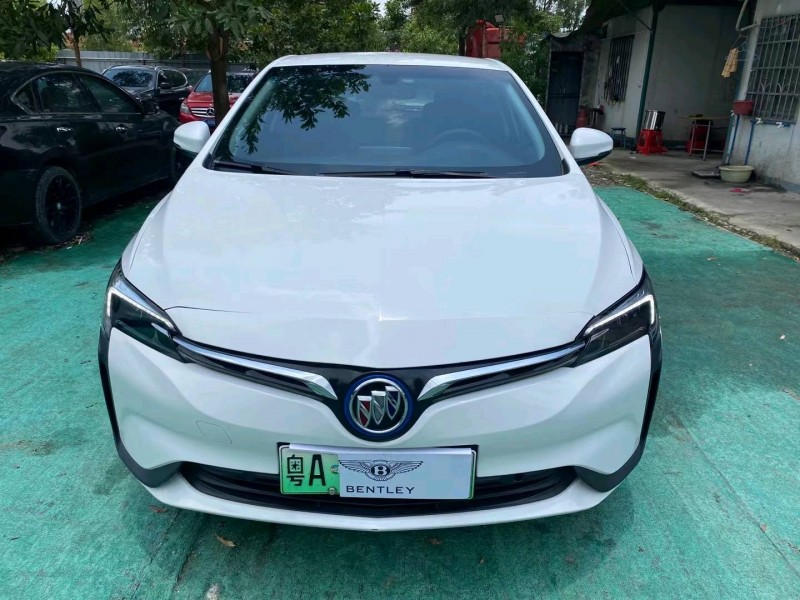 广州22年别克微蓝1