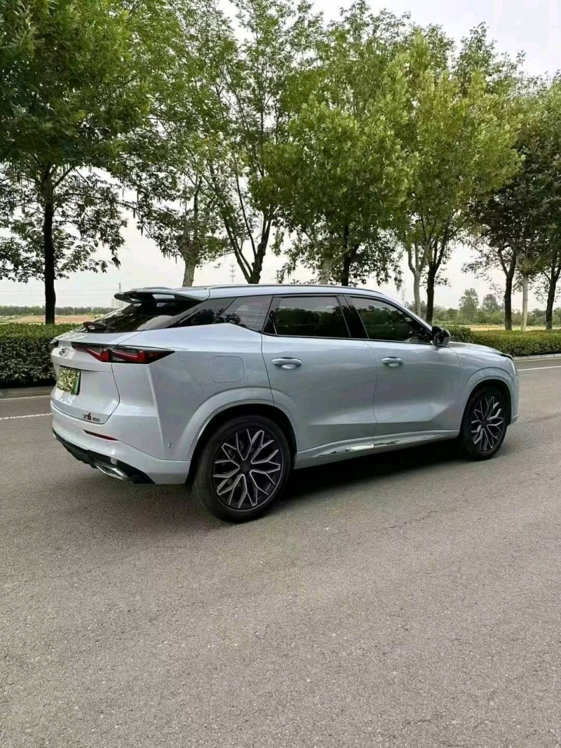 苏州22年长安汽车欧尚7