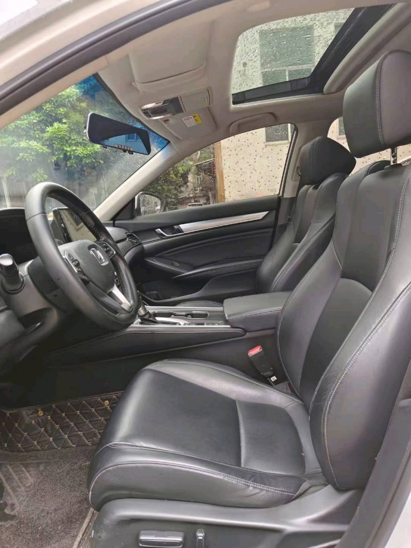 广州20年本田雅阁4