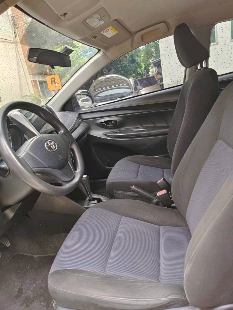 广州18年丰田YARiS L 致炫4