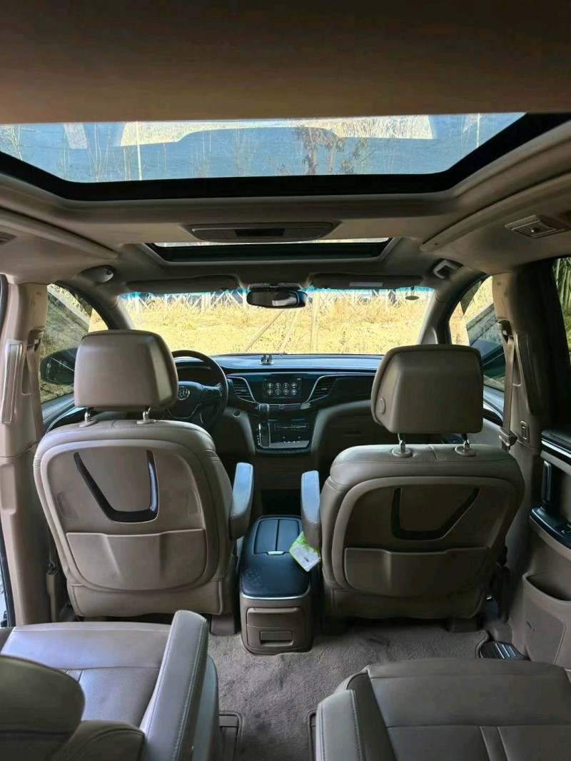 青岛21年别克GL85