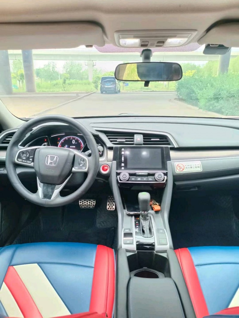 青岛21年本田思域5