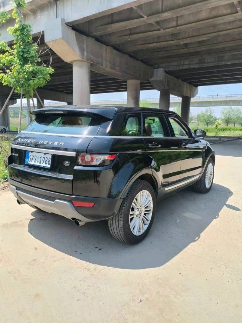 青岛14年路虎极光7