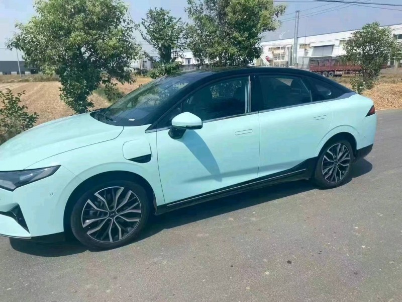 淮安22年小鵬汽車P56