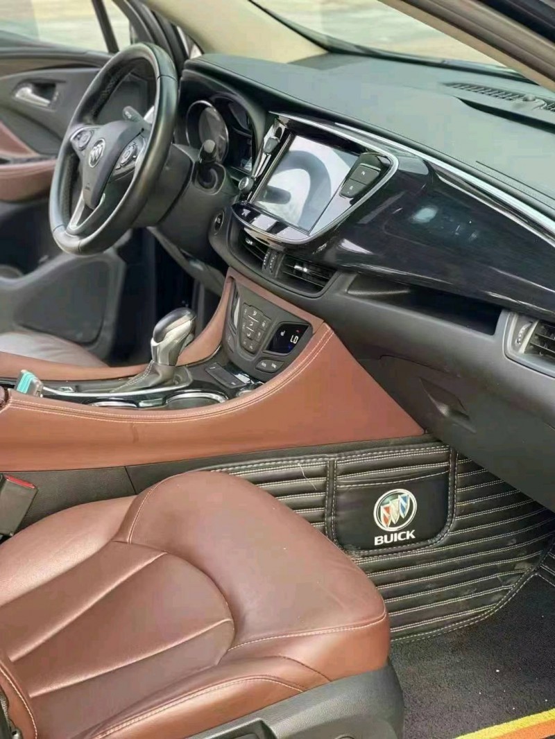 深圳21年别克昂科威5