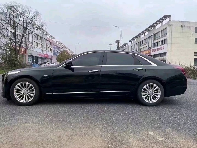 九江18年凱迪拉克CT68