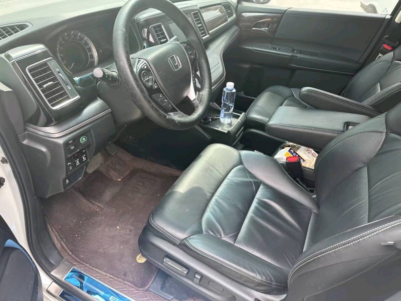 徐州17年本田艾力绅6