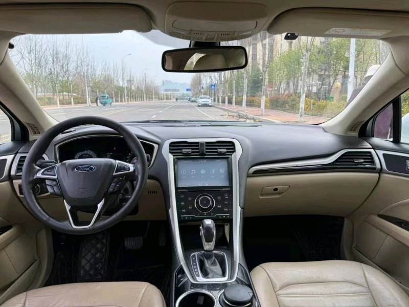 青岛15年福特蒙迪欧7